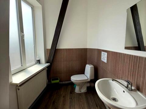 комерційна за адресою Уманська вул., 19