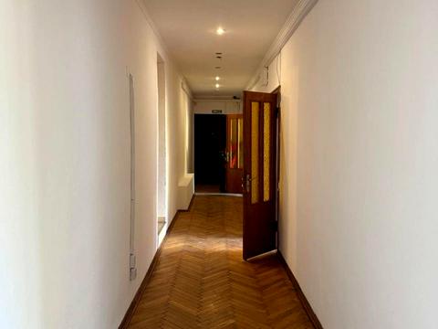 комерційна за адресою Уманська вул., 19