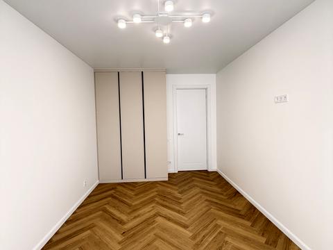 квартира за адресою Дніпровська набережна вул., 15-Д