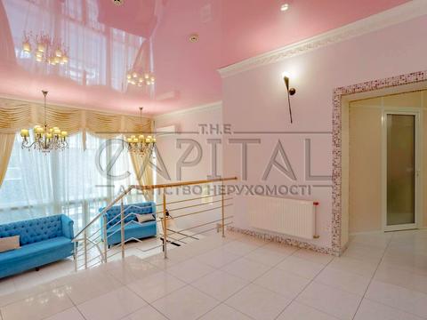 коммерческая по адресу Владимира Ивасюка просп. (Героїв Сталінграду), 4