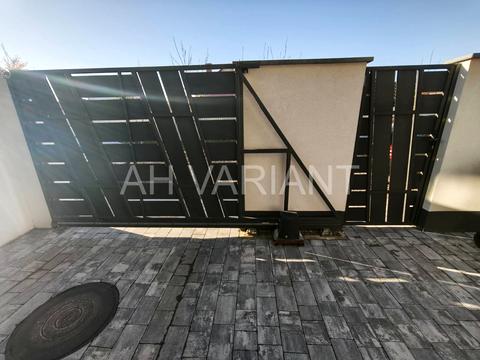 дом по адресу Ужанська ул.