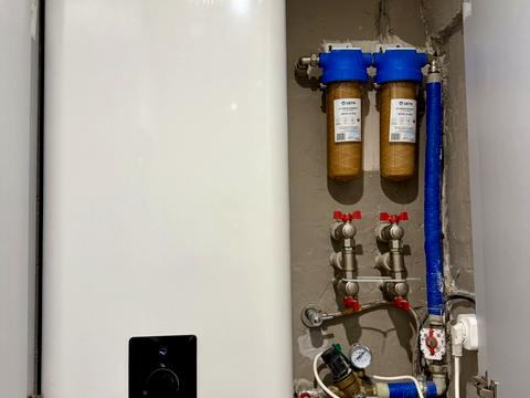 квартира за адресою Героїв Крут вул., 4