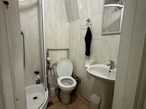 комерційна за адресою Одеса, Канатна вул., 60