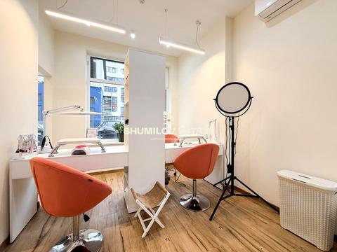 комерційна за адресою Трускавецька вул., 131