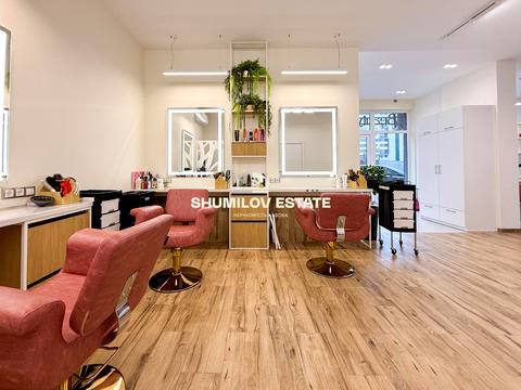 комерційна за адресою Трускавецька вул., 131