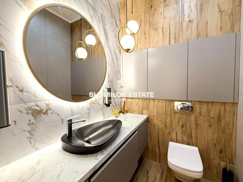 комерційна за адресою Трускавецька вул., 131