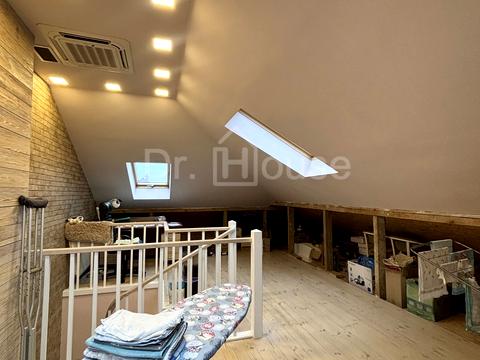 будинок за адресою Волошина