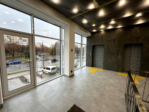 коммерческая по адресу Возрождения просп., 32-A