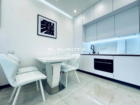 квартира за адресою Набережна Перемоги вул., (Sun Tower)