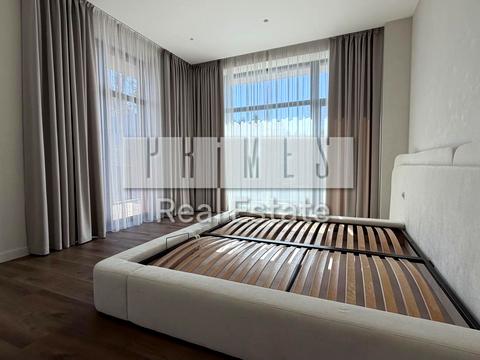 будинок за адресою Набережна вул.