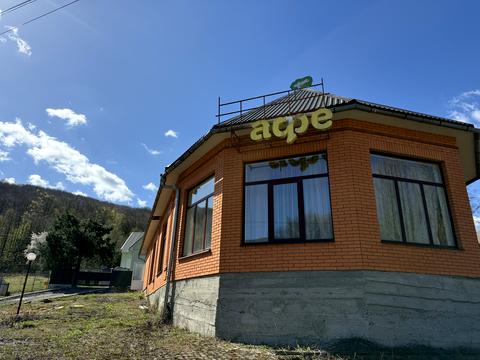 коммерческая по адресу Центральна, 111