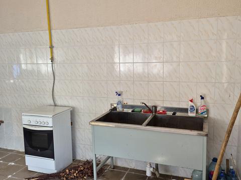 коммерческая по адресу Центральна, 2