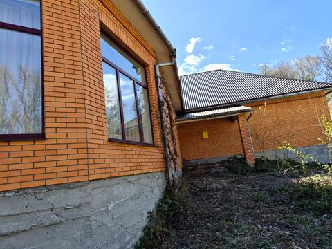 коммерческая по адресу Центральна, 2