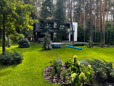 будинок за адресою Київська