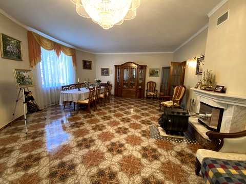 будинок за адресою Академіка Корольова вул., 69