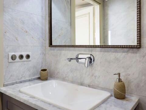 квартира за адресою Голосіївський просп. (40-річчя Жовтня), 60