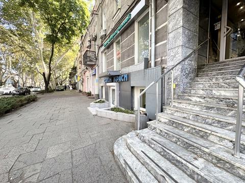 комерційна за адресою Велика Арнаутська вул., 49