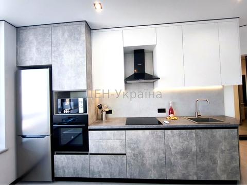 квартира за адресою Причальна вул., 12