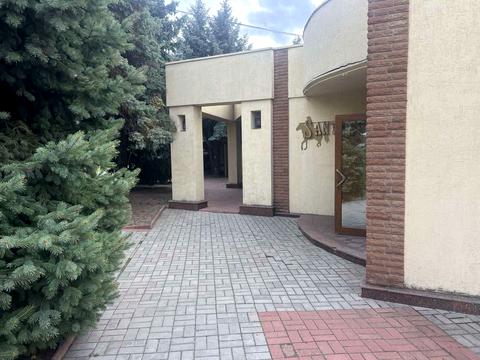 комерційна за адресою Шевченка бульв., 73а