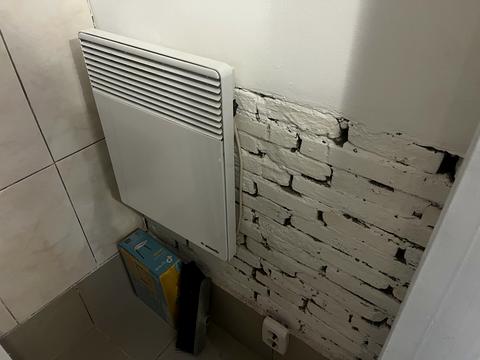 комерційна за адресою Корятовича пл., 4