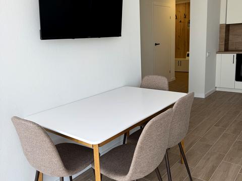 квартира по адресу Олега Мудрака ул. (Генерала Наумова), 1-Б