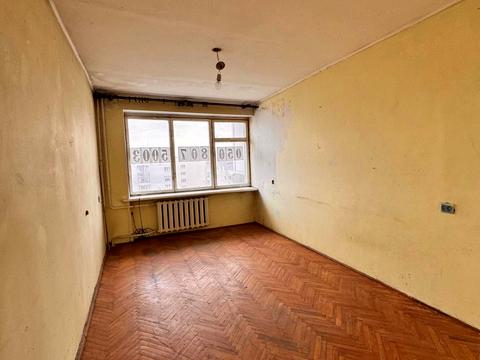 квартира за адресою Тролейбусна вул., 12