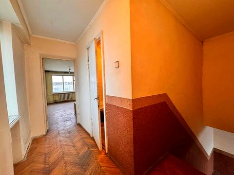 квартира за адресою Тролейбусна вул., 12