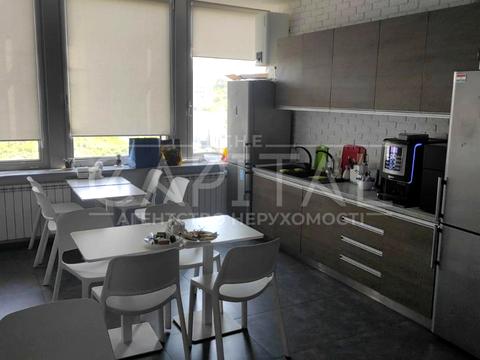 комерційна за адресою Шота Руставелі вул., 39/41