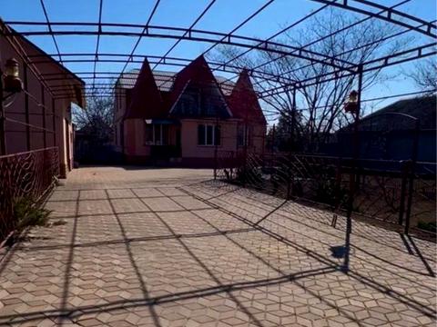 будинок за адресою Грушевского