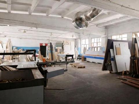 коммерческая по адресу Радистов ул., 64