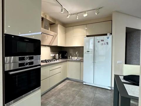 квартира по адресу Славы бульв., 2-А