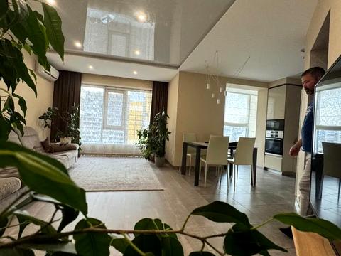 квартира по адресу Славы бульв., 2-А