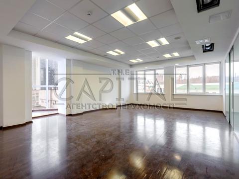 комерційна за адресою Велика Васильківська вул. (Червоноармійська), 57