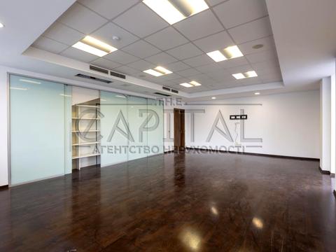 комерційна за адресою Велика Васильківська вул. (Червоноармійська), 57