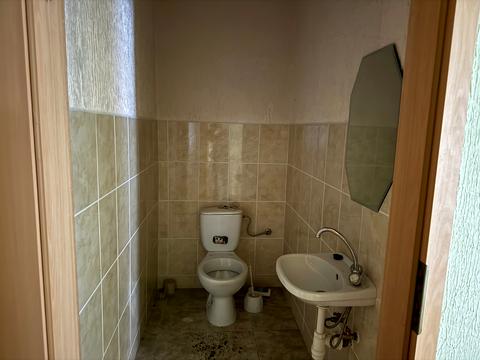 коммерческая по адресу Центральна, 111