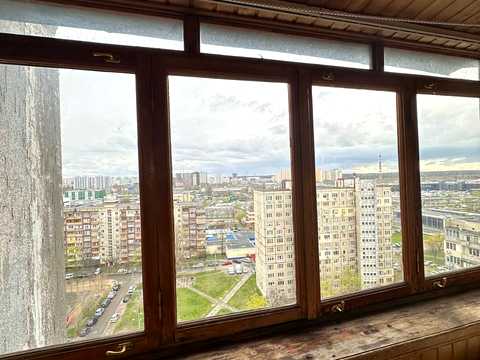 квартира по адресу Зои Гайдай ул., 9-А