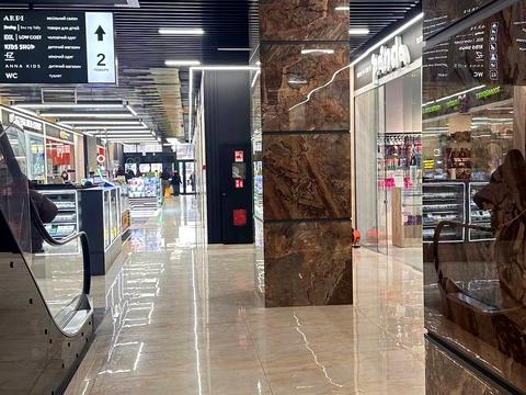 квартира за адресою Космонавтів просп., 49