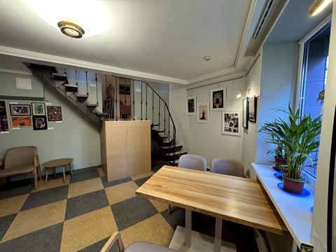 коммерческая по адресу Вячеслава Черновола ул., 2