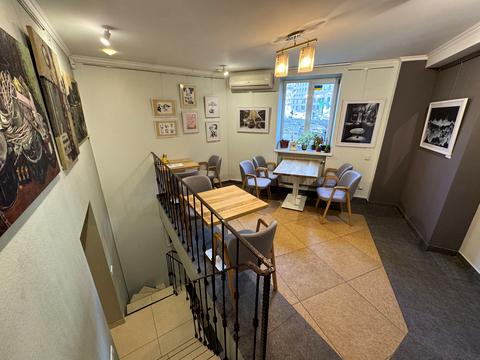 коммерческая по адресу Вячеслава Черновола ул., 2