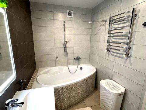 квартира за адресою Володимира Івасюка вул. (Головка), 17