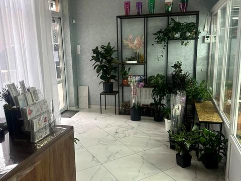комерційна за адресою Метрологічна вул., 58-А