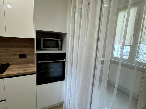 квартира за адресою Яблунева вул., 1/2