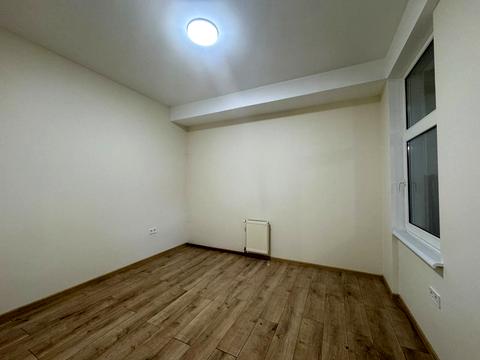 комерційна за адресою Нагірна вул., 4