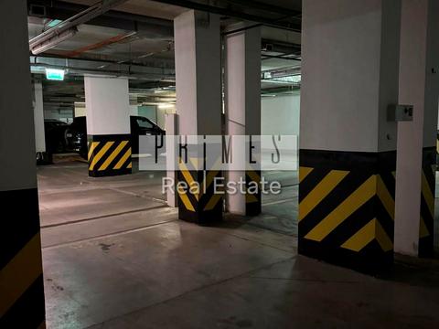 паркомісце за адресою Болсуновська вул. (Сергія Струтинського), 2