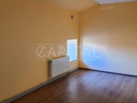 будинок за адресою Монтажників вул., 9