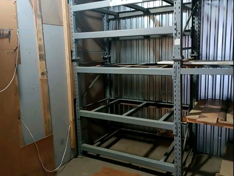 комерційна за адресою Збаразька вул., 18