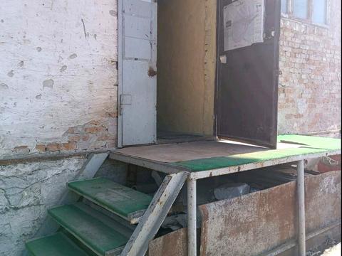 комерційна за адресою Збаразька вул., 18