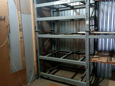 комерційна за адресою Збаразька вул., 18