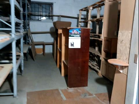 комерційна за адресою Збаразька вул., 18