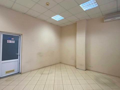 комерційна за адресою Ґарета Джонса вул. (Сім'ї Хохлових), 15